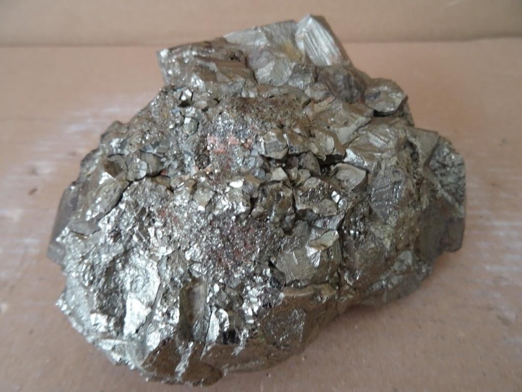 Curiosa grote pyriet steen kubuspyriet op matrix 13x11x6cm, Ophalen of Verzenden, Mineraal