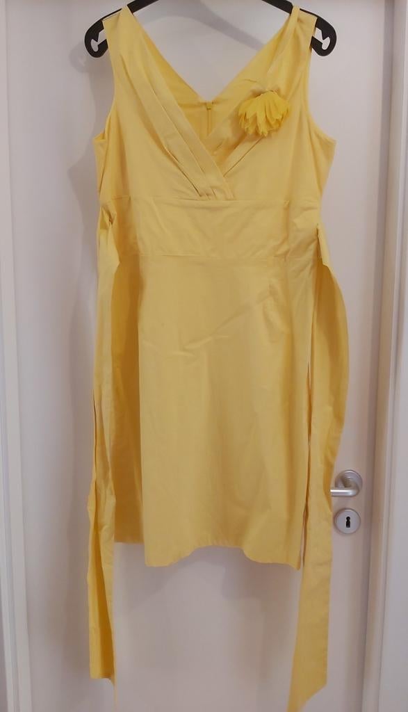 Set van Gigue avondjurk, geel T40, + 2 Gigue vesten