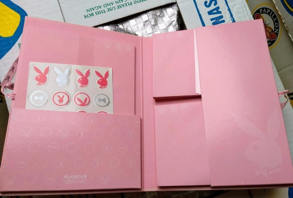 briefpapier set van playboy, Envoi, Neuf