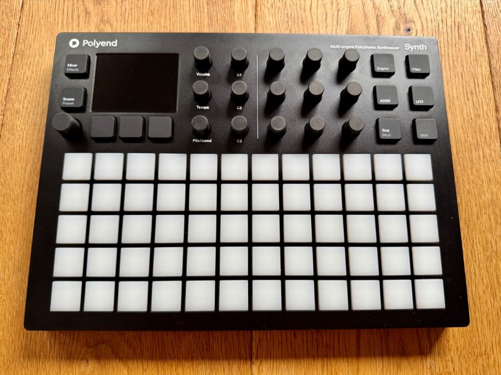 POLYEND SYNTH, Muziek en Instrumenten, Synthesizers, Overige merken, Zo goed als nieuw, Met midi-aansluiting, Overige aantallen