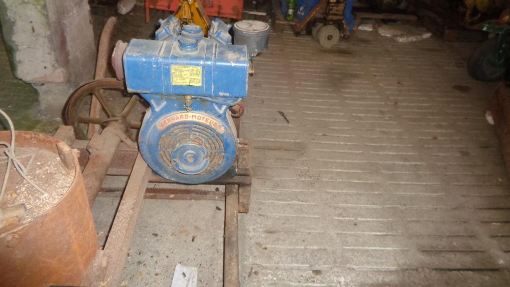 Bernard motor, Bricolage & Construction, Enlèvement ou Envoi