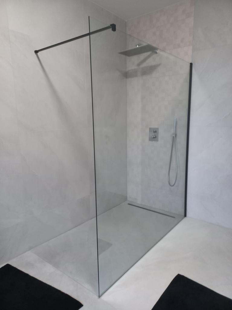 Glazen wand inloopdouche, Ophalen, Zo goed als nieuw, Glas, Douche