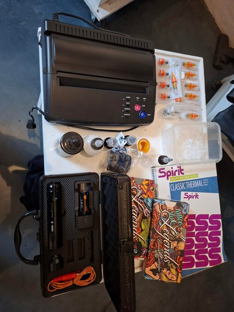 Tattoo machine /set /perfect voor beginners, Hobby & Loisirs créatifs, Dessin, Enlèvement