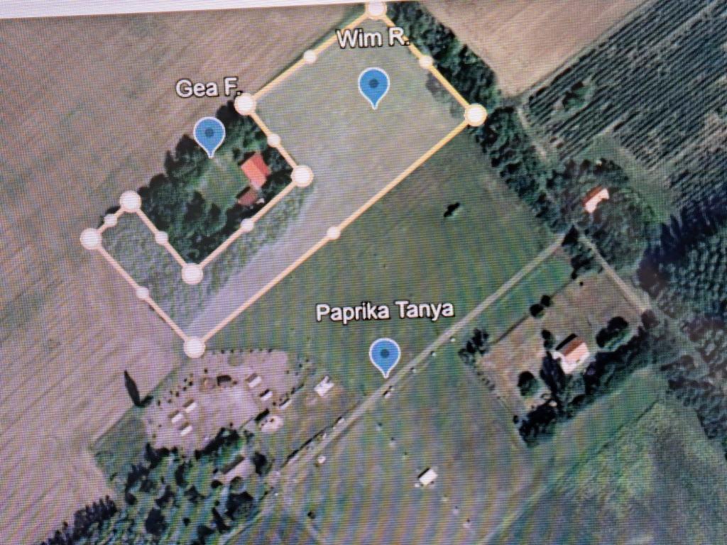 Hongarije Tiszakecske Bouwkavel + 1 ha grondstuk  woningbouw, Immo, Buitenland, Tisakecske, Overige soorten, Overig Europa, Verkoop zonder makelaar