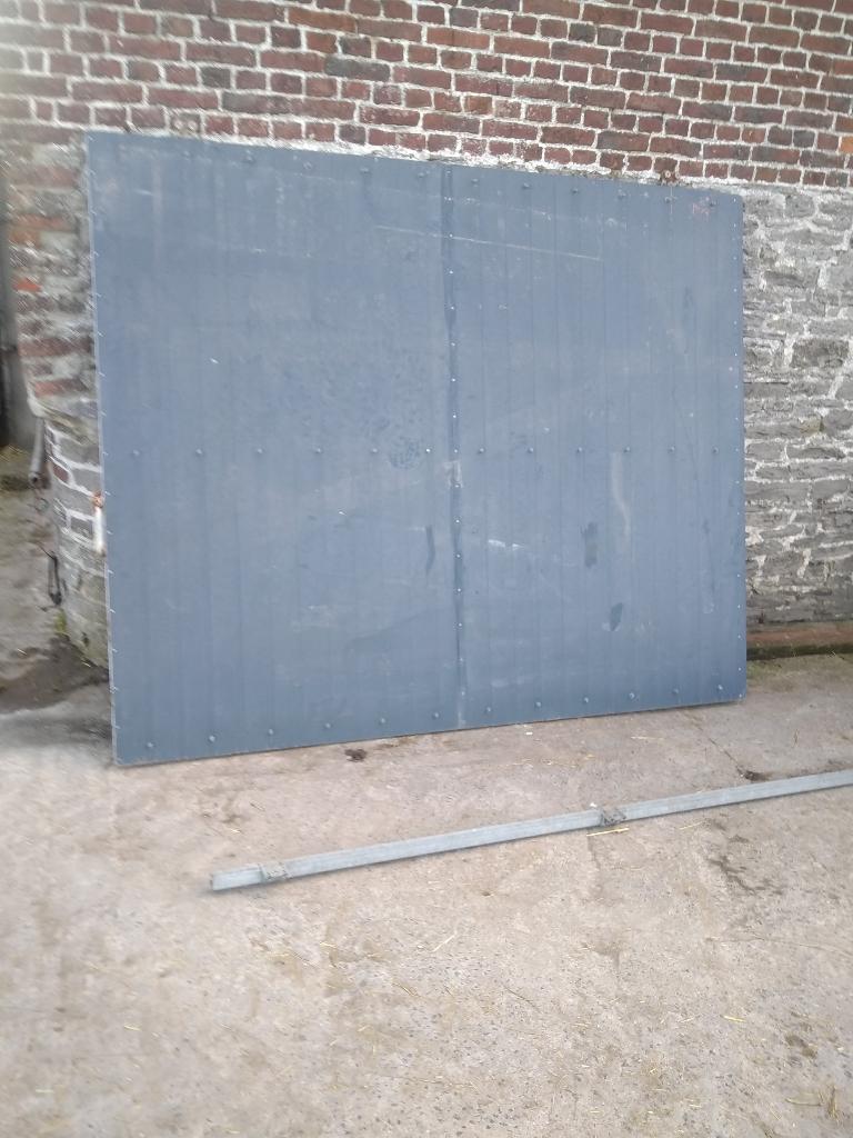 porte metalique sur rail, Enlèvement, Utilisé, Métal