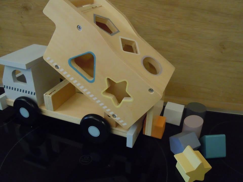 Houten vormensorteerder (NIEUWSTAAT), Kinderen en Baby's, Speelgoed | Houten speelgoed, Ophalen, Zo goed als nieuw, Overige typen