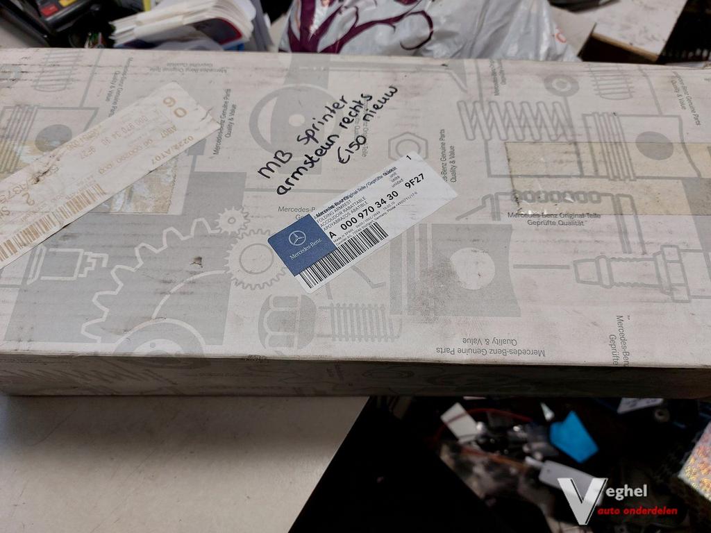 MB Sprinter Armsteun rechts vanaf '08, -, -, Nieuw, Ophalen of Verzenden