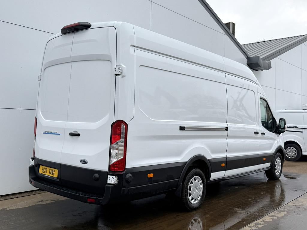 Ford E-Transit 184PK 68kWh L4H3 316km WLTP 96,2% (SOH) BEV S, Auto's, Bestelwagens en Lichte vracht, Automaat, Gebruikt, Navigatiesysteem