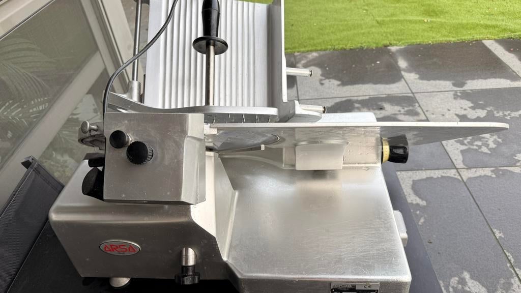 Trancheuse professionnelle ARSA G350 – lame 350 mm, Enlèvement