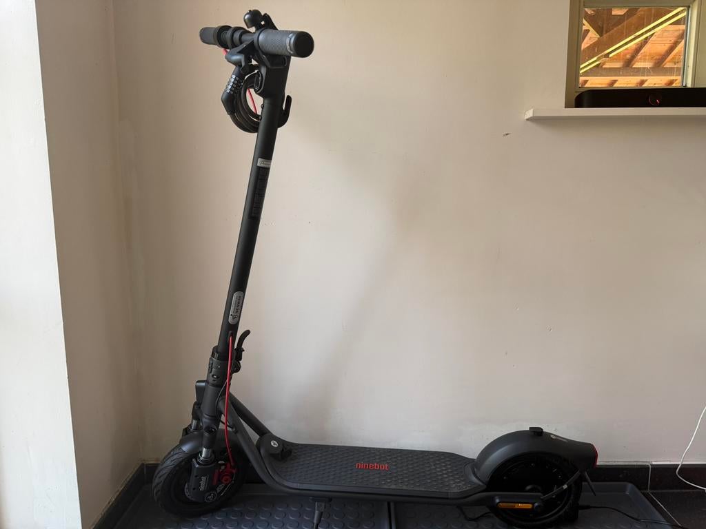 Nieuwe step Segway Ninebot F2 EII, Fietsen en Brommers, Steps, Ophalen, Nieuw, Elektrische step (E-scooter)