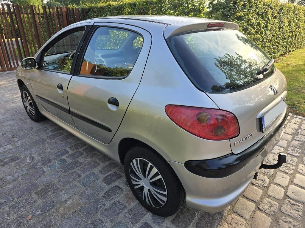 Peugeot 206 1.4i / 236.962 km / benzine / 5-deurs, Autos, Argent ou Gris, Achat, Entreprise, Boîte manuelle