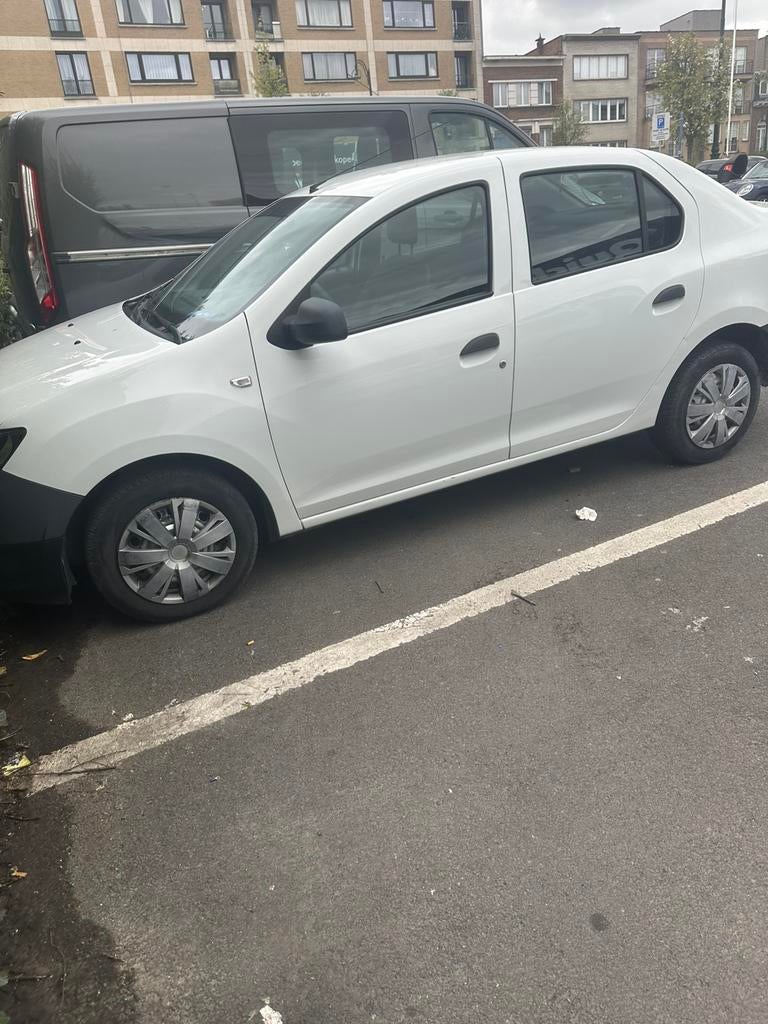 Dacia Logan 1200essanc euro 5, Autos, Dacia, Euro 5, Achat, Boîte manuelle, Logan