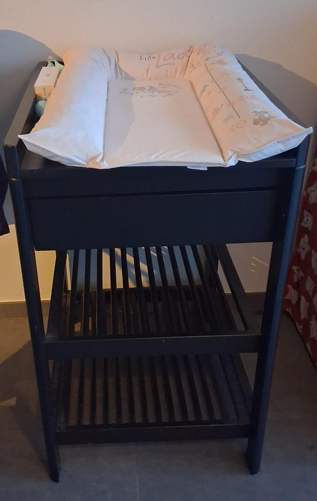 Verzorgings tafel, Ophalen, Zo goed als nieuw