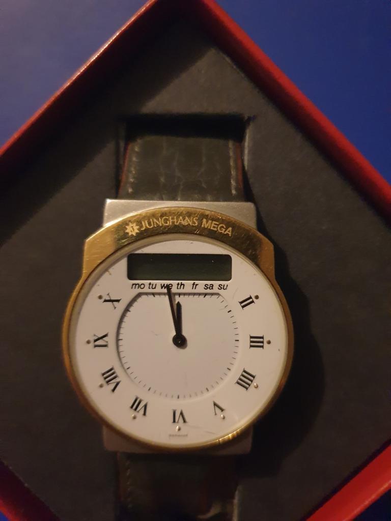 Junghans polsuurwerk pet papieren en doos, Overige merken, Leer, Staal, Verzenden