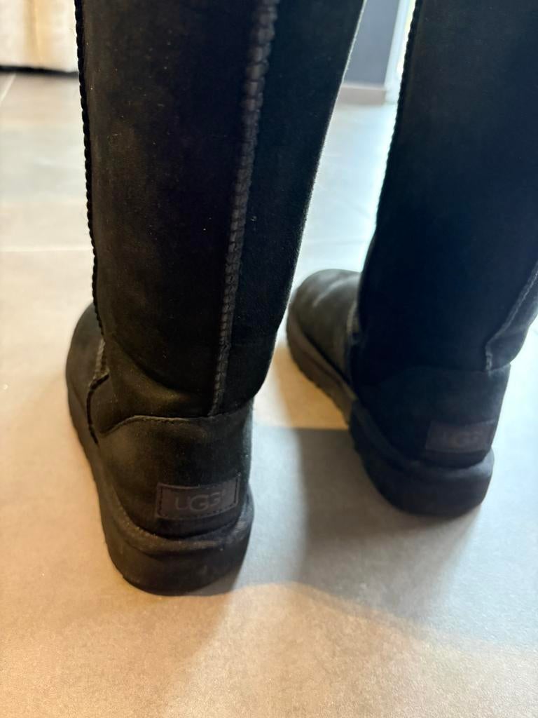 UGG-laarzen, Kleding | Dames, Schoenen, Ophalen, Zo goed als nieuw, Zwart