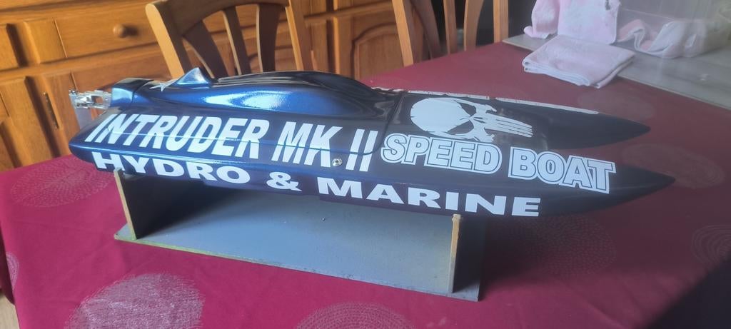 Offshore électrique, Enlèvement ou Envoi, Comme neuf, Plus grand que 1:32, Autres marques