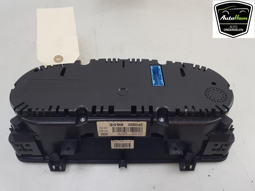 COCKPIT Volkswagen Caddy III (2KA,2KH,2CA,2CH), Gebruikt, Volkswagen