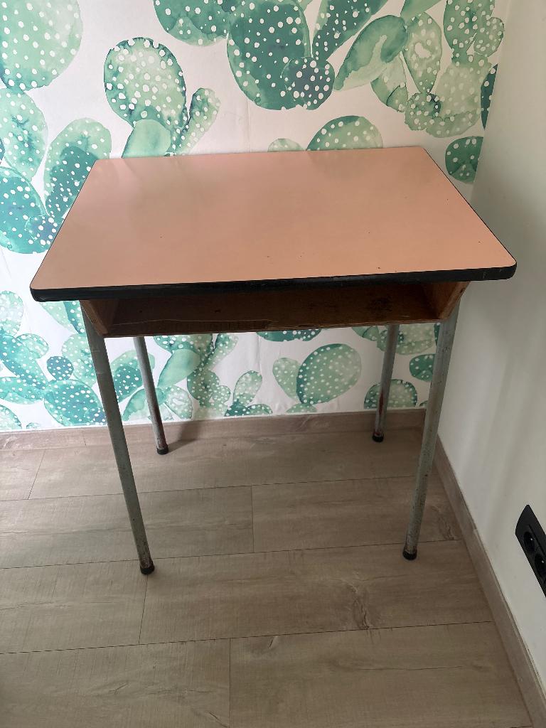 Oudroze, vintage bureautje, Ophalen, Gebruikt