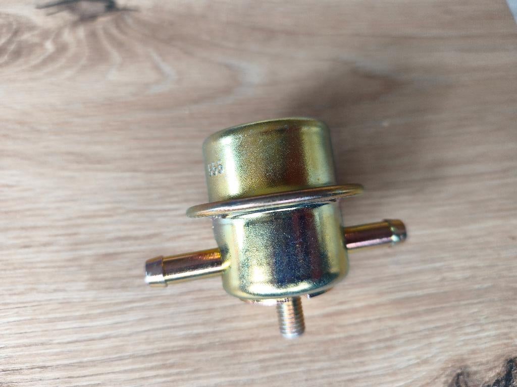 Bmw e30 benzinedrukregelaar, Ophalen, Nieuw, BMW