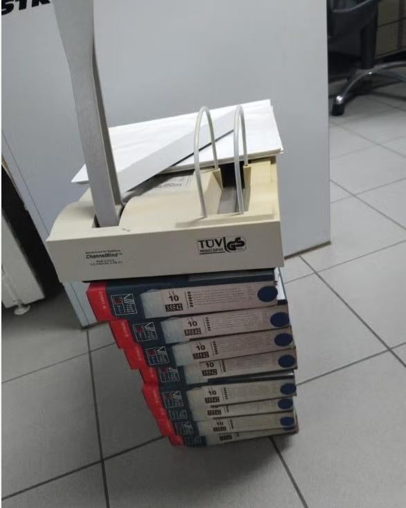 Inbindmachine esselte 3000CH, Info@bs.com, Kaatsheuvel, Zo goed als nieuw, Ophalen