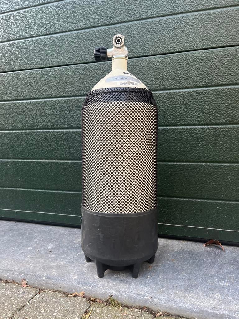 Duikfles 12 liter pas gekeurd 3/2026, kort model, Watersport en Boten, Duiken, Ophalen of Verzenden, Gebruikt, Duikfles