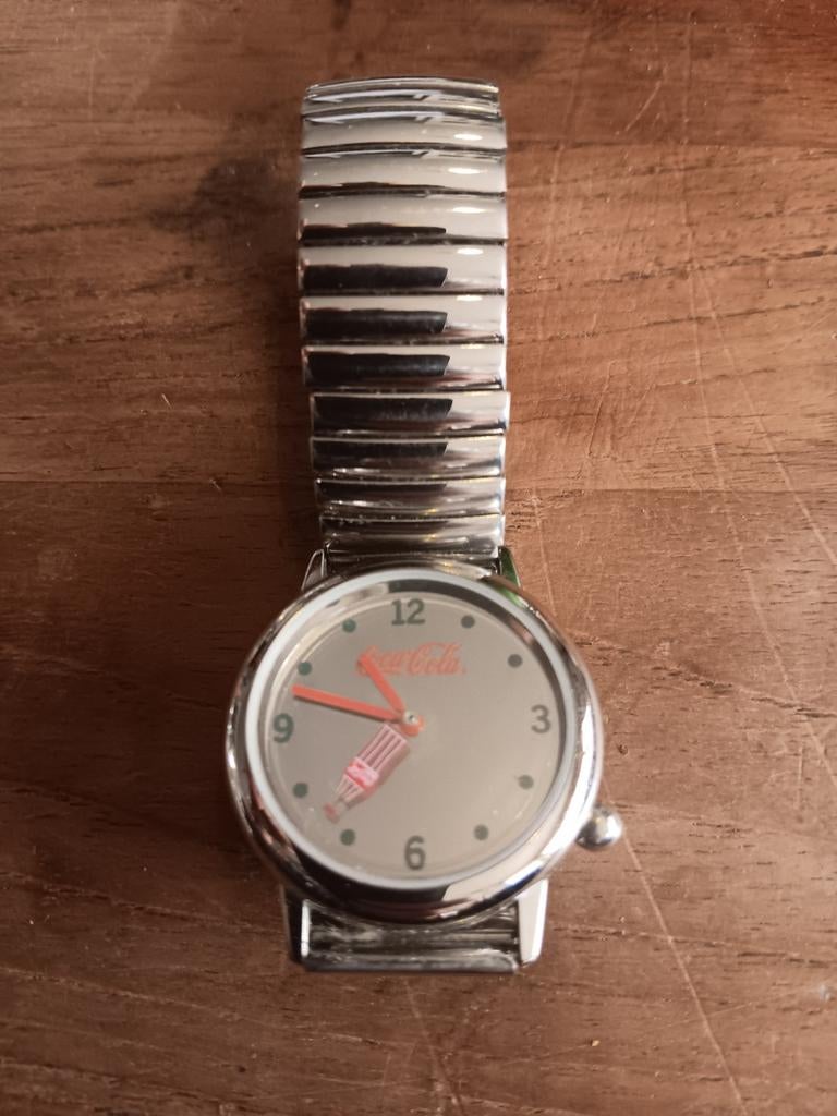 Verzamel item horloge Coca Cola ., Montre-bracelet, Autres marques, Enlèvement ou Envoi, 1960 ou plus tard