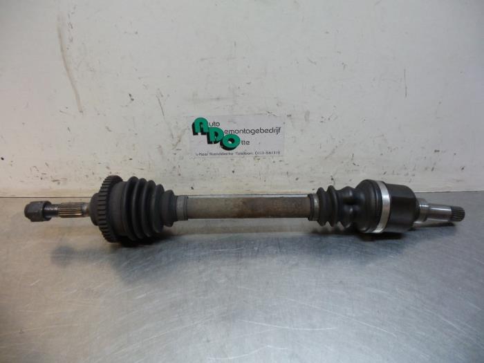 Arbre de transmission avant gauche d'un Peugeot 206, -, 3 mois de garantie, Utilisé, -