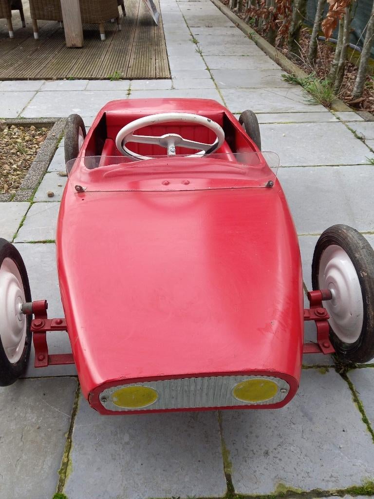 Vintage Lotus trapauto, Ophalen