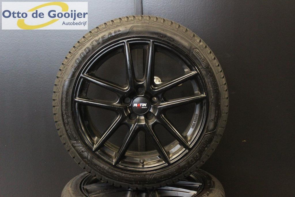 Ford Focus ST Velgen 18 Inch Winterbanden 8 Milimeter Profie, Auto-onderdelen, Ophalen, 18 inch, Gebruikt, -