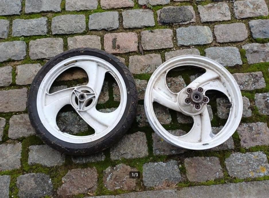 Wielen HONDA NSR 125, Ophalen