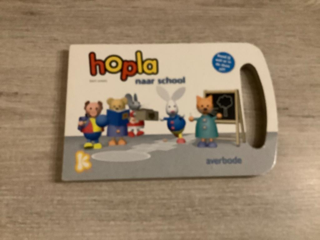 Hopla naar school voorleesboek 2010), Non-fictie, Jongen of Meisje, Ophalen of Verzenden, Zo goed als nieuw