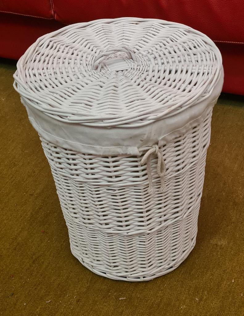 Panier à linge en osier, Maison & Meubles, Enlèvement, Blanc
