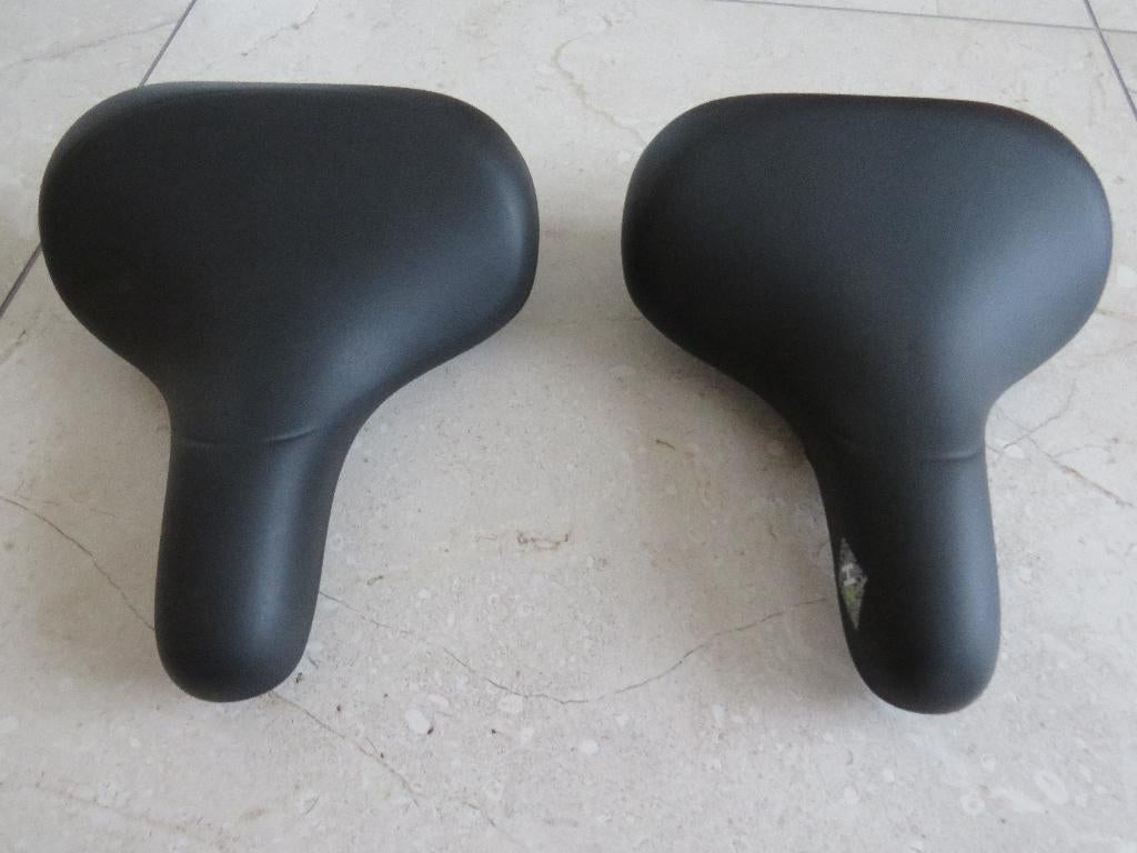2 Fietszadels Selle Royal HZ, Vélos & Vélomoteurs, Vélos Pièces, Neuf, Selle royal, Enlèvement ou Envoi, Elektrische fiets