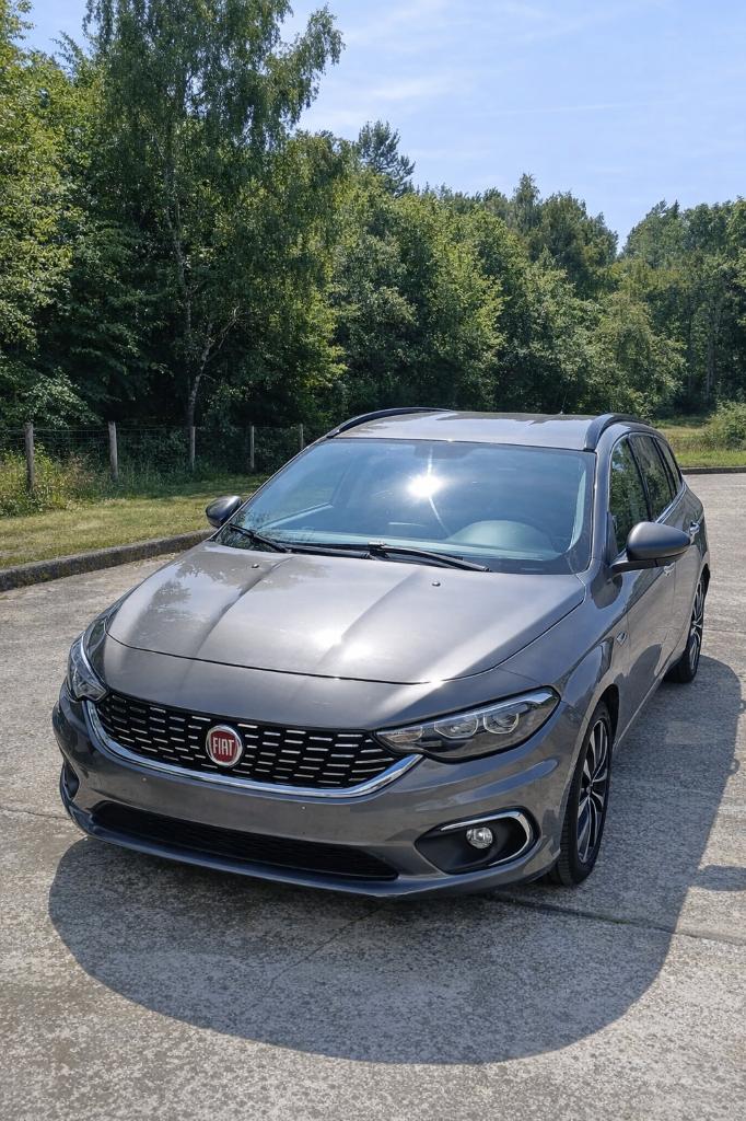 Tipo1.4Benzine//2017//FULL OPTION//Navi// Camera, Auto's, Voorwielaandrijving, 139 g/km, Handgeschakeld, Particulier