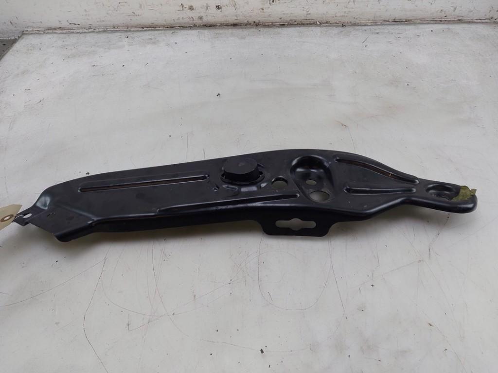 KOPLAMP HOUDER RECHTS Tiguan (CT1) (|571805932A|), Gebruikt, Volkswagen