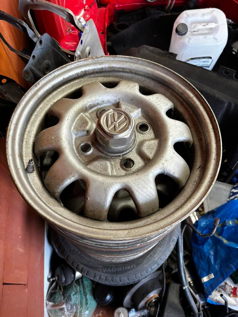 Volkswagen stalen velg, Auto-onderdelen, Banden en Velgen, Ophalen, Velg(en)