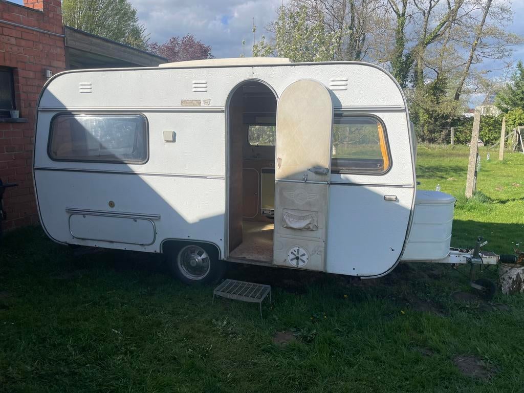 Caravan De Reu - werfkeet of speelcaravan, Particulier, Réfrigérateur
