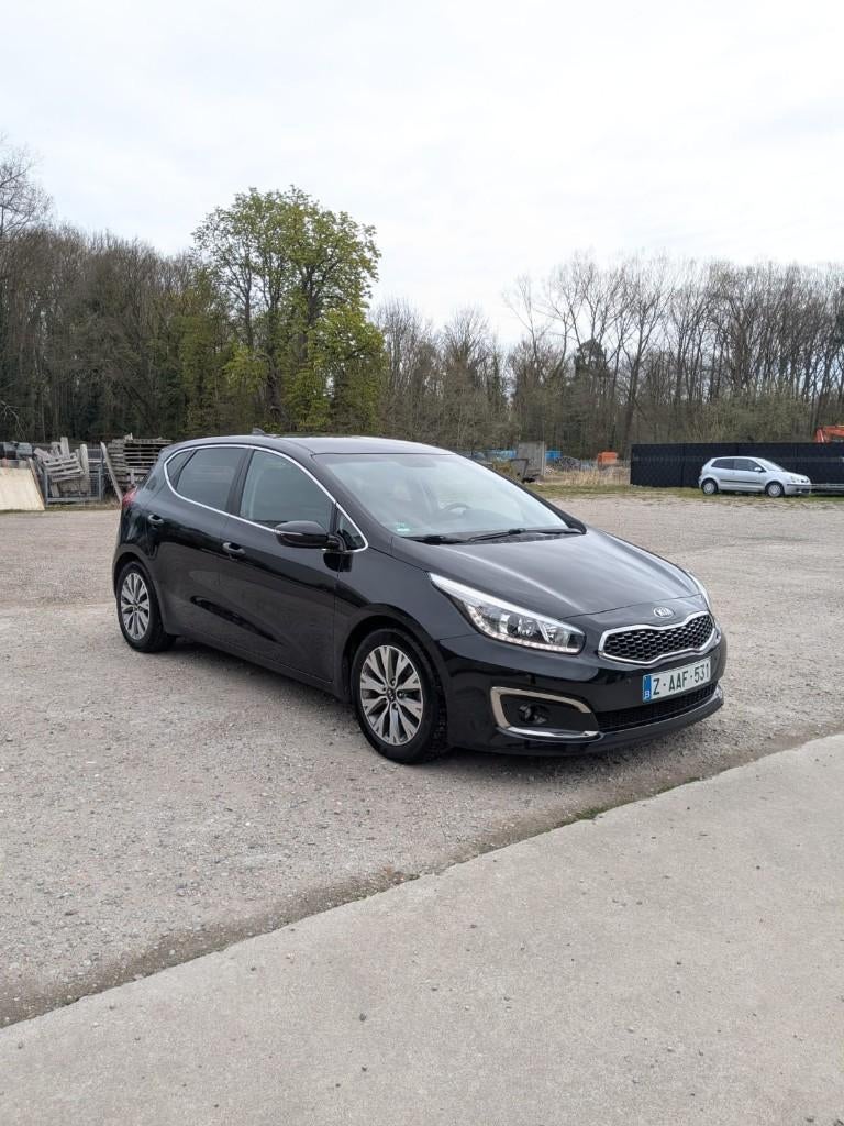Kia Cee'd * 12m garantie *, Auto's, Voorwielaandrijving, 4 cilinders, Parkeersensor, Zwart