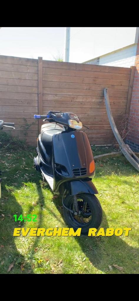 Zip type 3 70cc zonder papieren, Fietsen en Brommers, Ophalen, Zo goed als nieuw, Zip