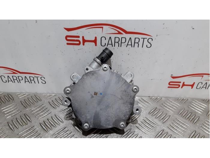 Pompe à vide (essence) d'un Mercedes GLA, 3 mois de garantie, Utilisé, -, -