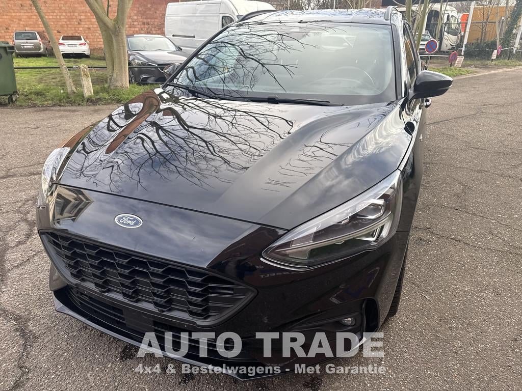 Ford Focus 1.5 D| ST Line | Motorschade | Handelaar Export, Autos, Focus, Achat, Euro 6, Entreprise
