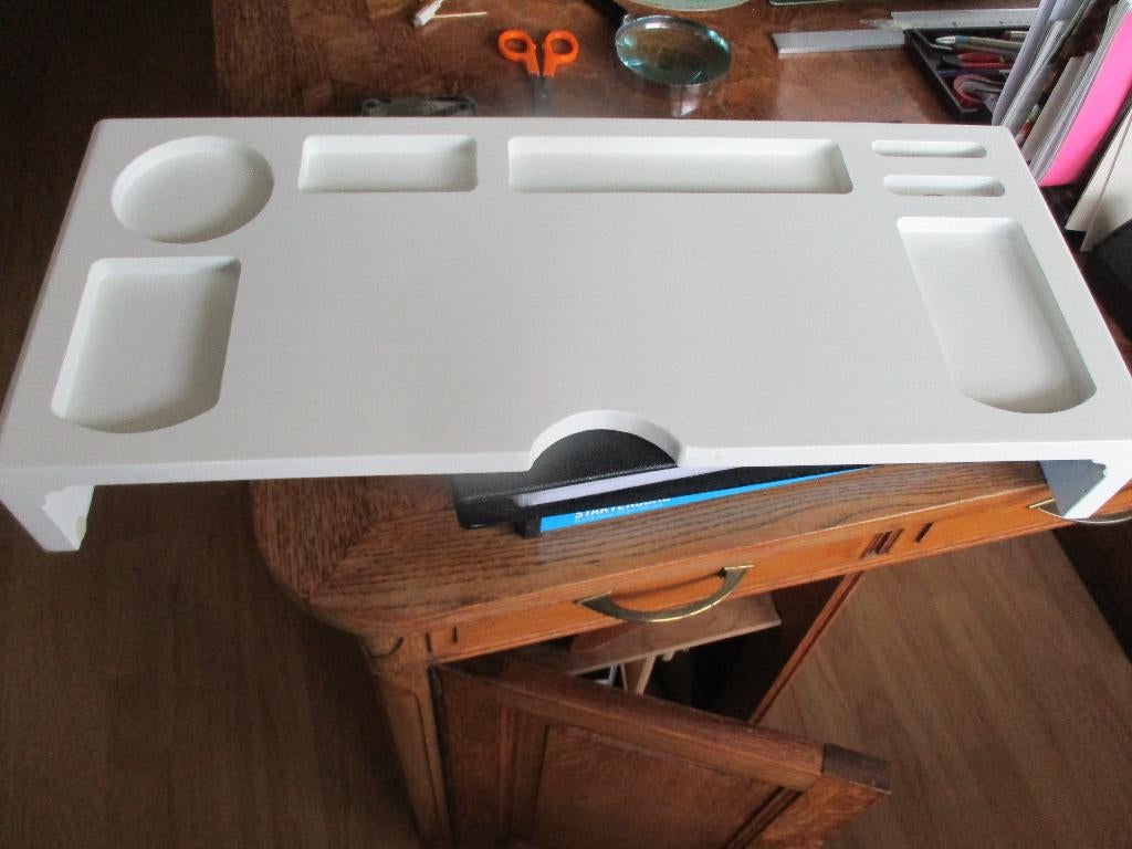 Hulptafeltje voor allerlei gebruik, Huis en Inrichting, Woonaccessoires | Dienbladen, Ophalen, Nieuw, Rechthoekig, Hout