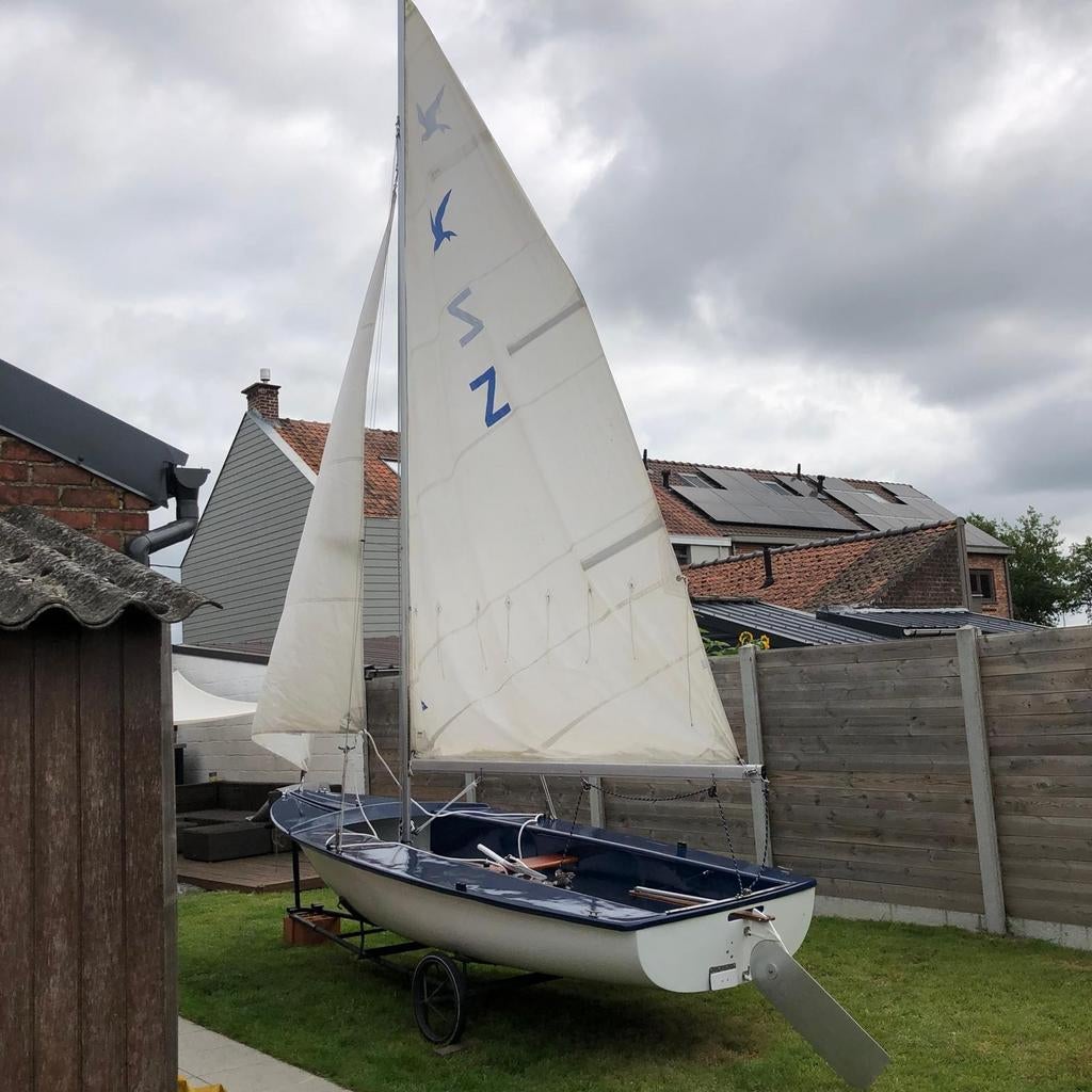 Voilier 4m25 Stern, 3 à 6 mètres, Gênois ou Foc, Enlèvement, Utilisé