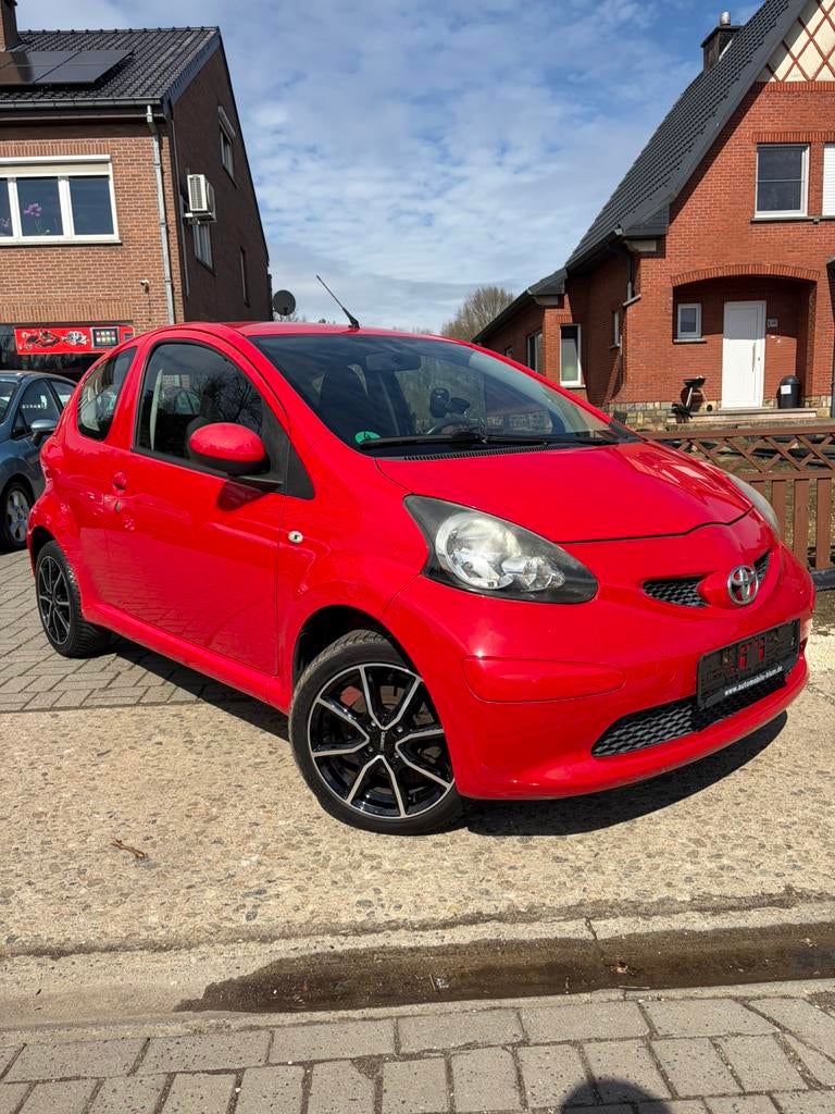 Toyota Aygo 1.0 benzine met airco  Keuring voor verkoop, Auto's, Bedrijf, Handgeschakeld, Aygo, Te koop