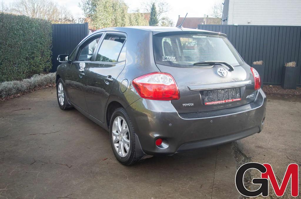 Toyota Auris 1.33i VVT-i Executive (bj 2012), Auto's, Toyota, Stof, Gebruikt, Zwart, Bedrijf