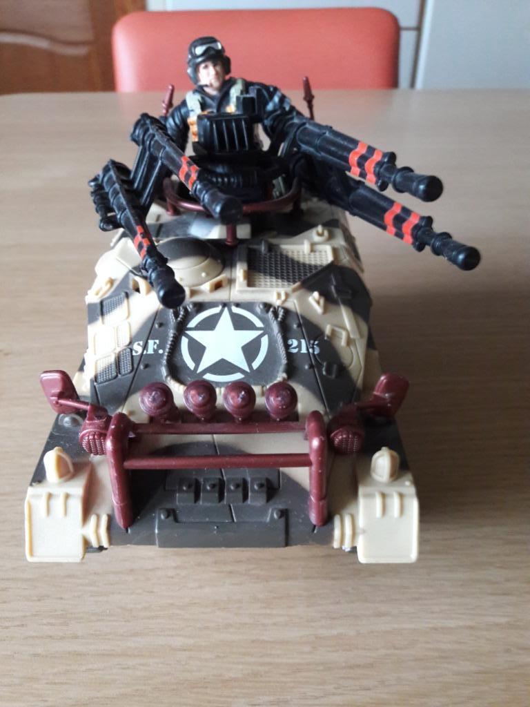 tank mitrailleur soldier force, Enlèvement ou Envoi, Comme neuf
