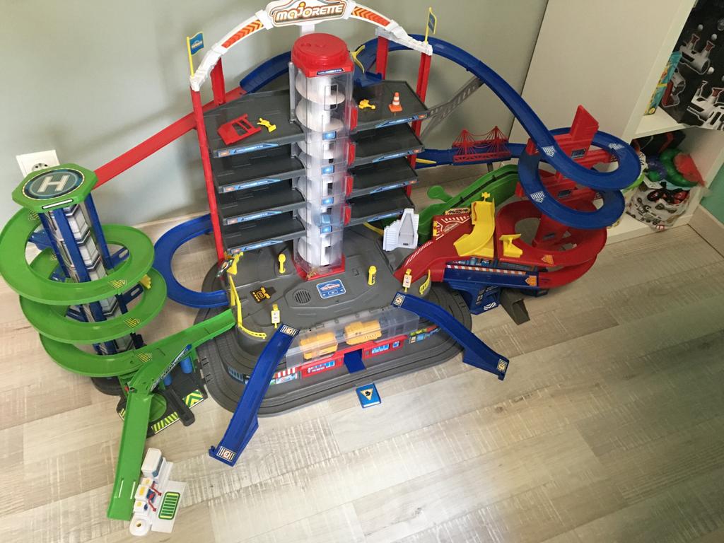 Garage enfant, Ophalen, Zo goed als nieuw