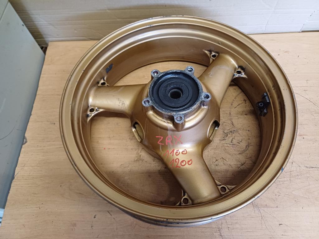 kawasaki zrx 1100 en zrx 1200 achterwiel velg, Motoren, Onderdelen | Kawasaki, Ophalen of Verzenden, Gebruikt