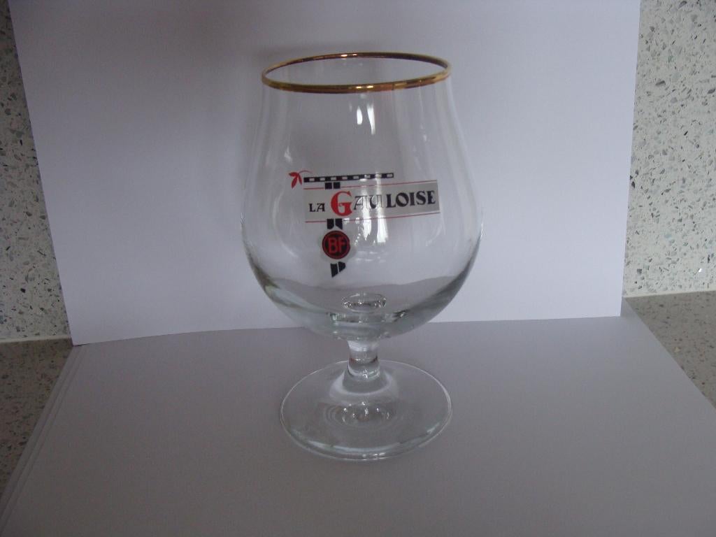 ancien verre à bière la Gauloise et 1Adler-Pils, neuf, Collections, Enlèvement ou Envoi, Neuf, Verre ou Verres, Autres marques
