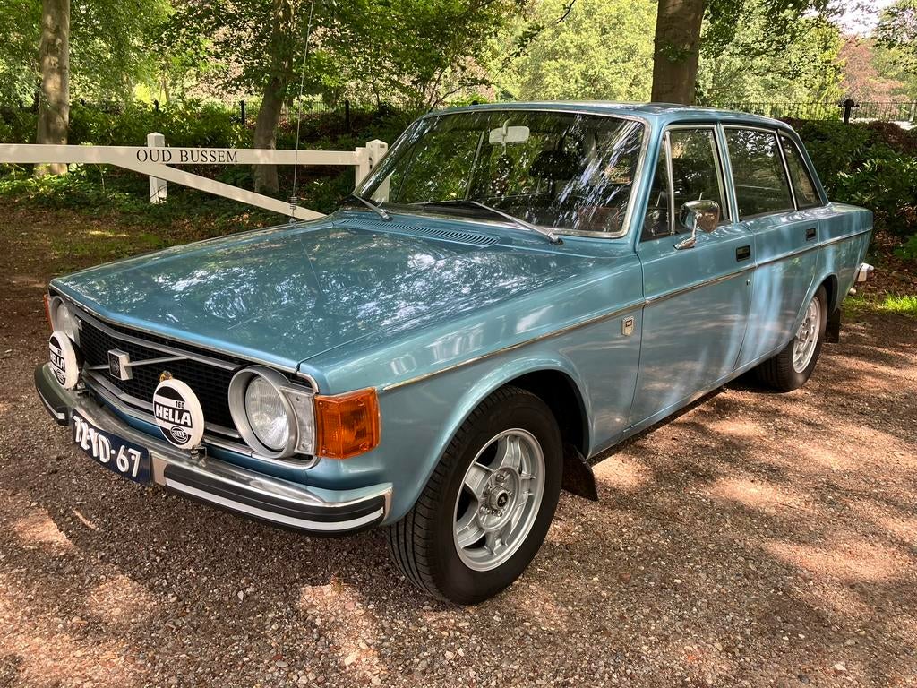 Volvo 140 -144 Grand Luxe, Autos, Volvo, Particulier, Autres modèles, Radio, Essence, Berline, Boîte manuelle, Bleu, Noir, Propulsion arrière